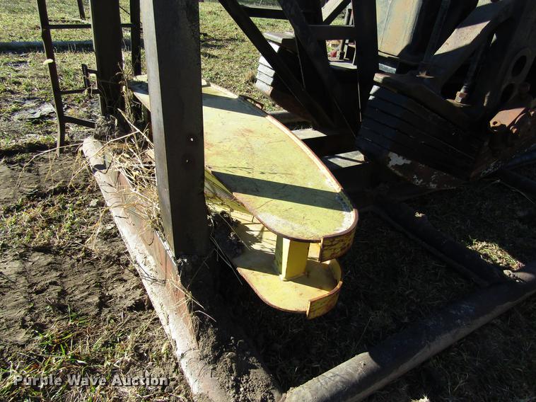 image for item DB4856 Cabot DC1-276 oilfield pump jack