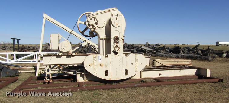 image for item DB4872 Oilfield pump jack