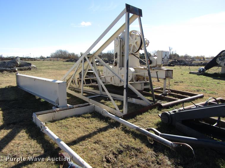 image for item DB4872 Oilfield pump jack