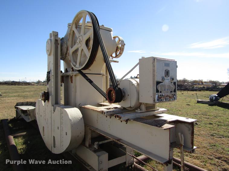 image for item DB4872 Oilfield pump jack
