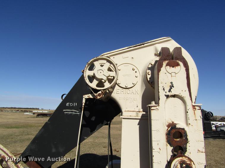 image for item DB4875 American oilfield pump jack