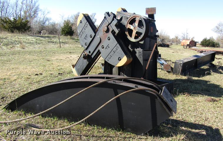 image for item DB4876 Cabot oilfield pump jack