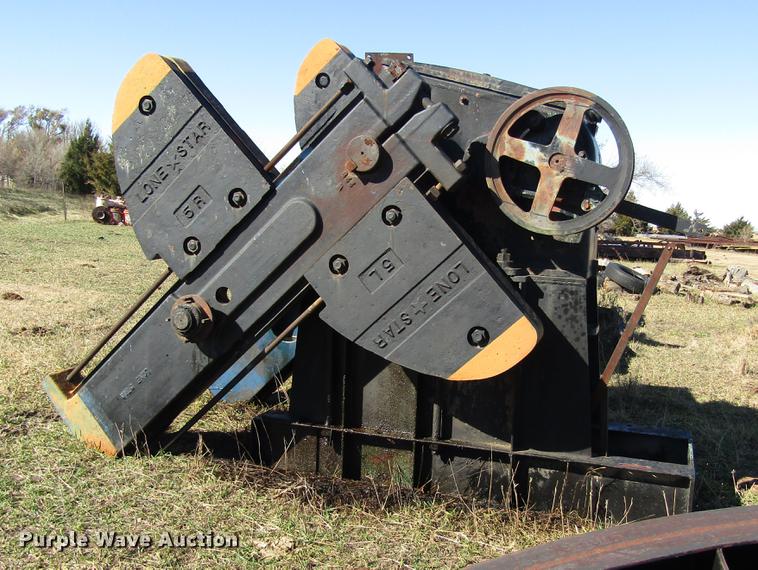 image for item DB4876 Cabot oilfield pump jack