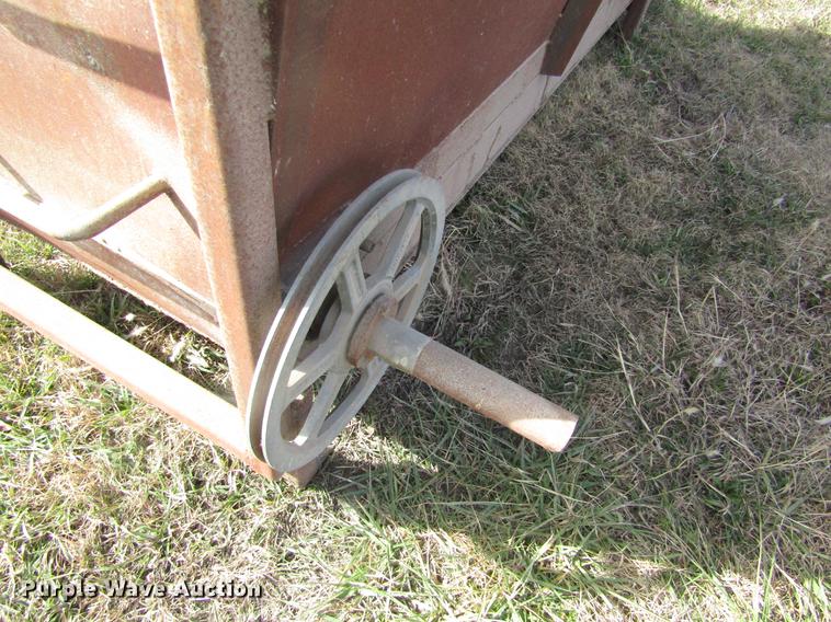 image for item DB4880 Cake feeder