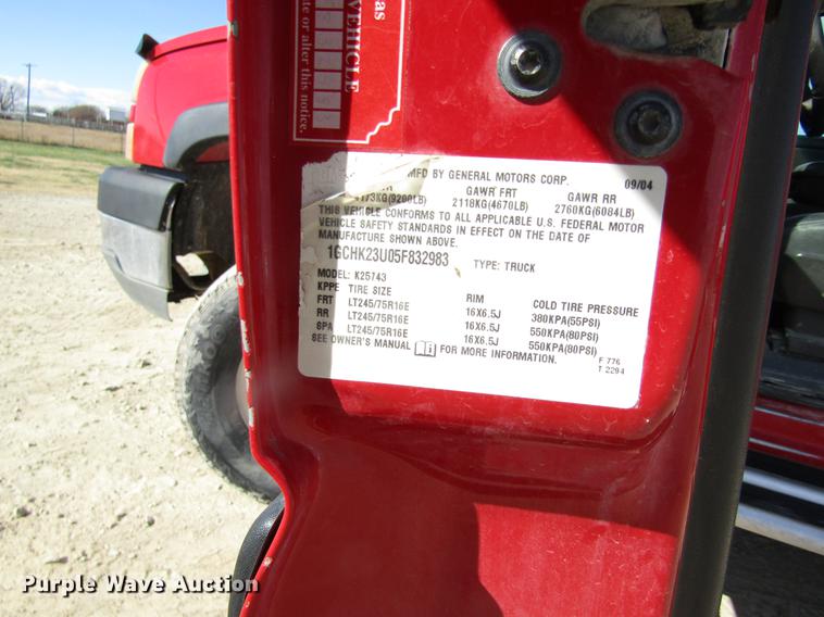 image for item DB4882 2005 Chevrolet Silverado 2500HD Crew Cab pickup truck