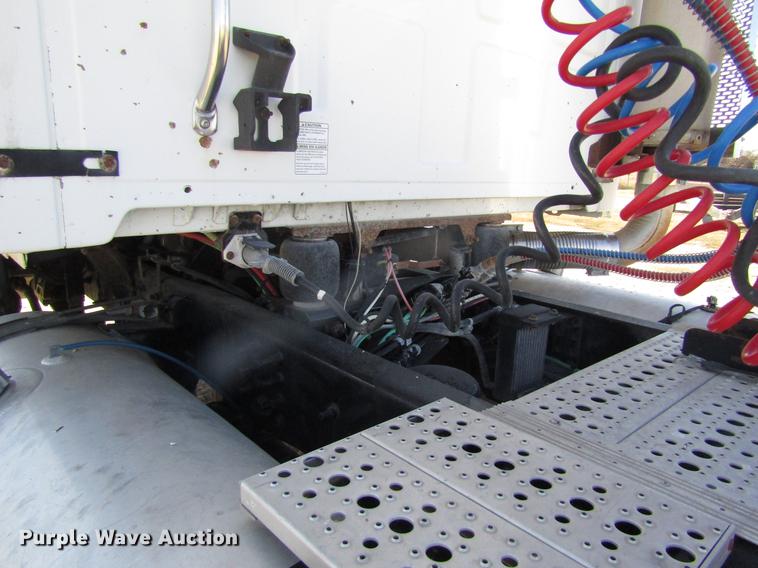 image for item DB4883 2005 Sterling L-Line semi truck