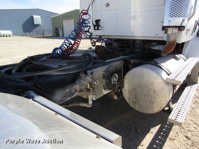 image for item DB4883 2005 Sterling L-Line semi truck