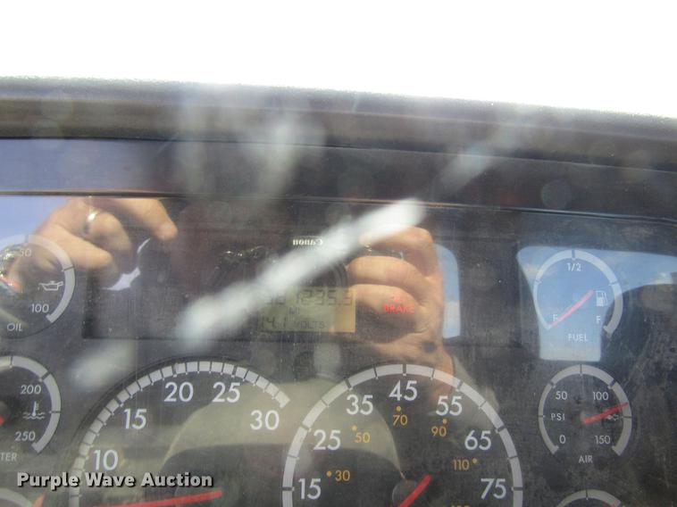 image for item DB4883 2005 Sterling L-Line semi truck