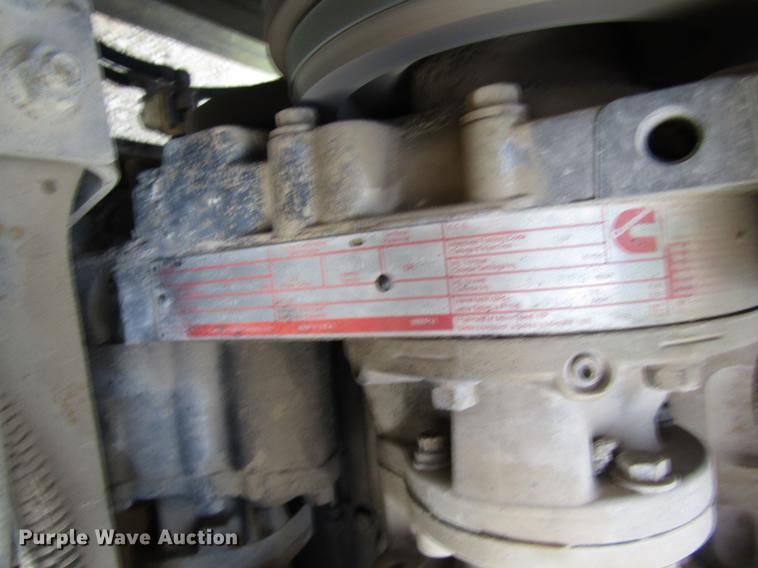 image for item DB4890 1990 International 9400 semi truck