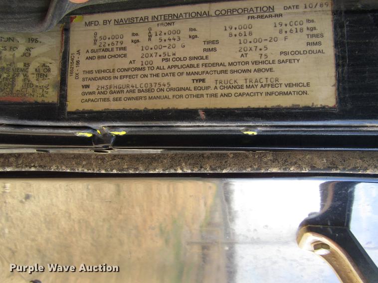 image for item DB4890 1990 International 9400 semi truck