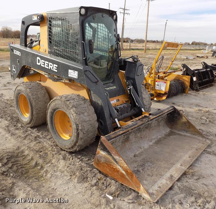 image for item DB9033 2012 John Deere 328D skid steer