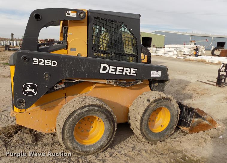 image for item DB9033 2012 John Deere 328D skid steer
