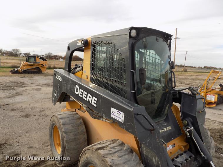 image for item DB9033 2012 John Deere 328D skid steer