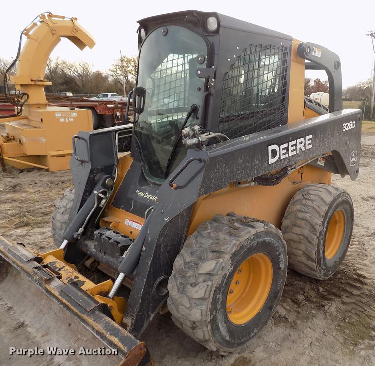 image for item DB9033 2012 John Deere 328D skid steer