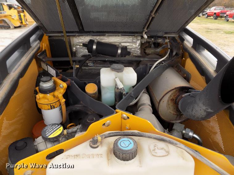 image for item DB9034 2010 John Deere 326D skid steer