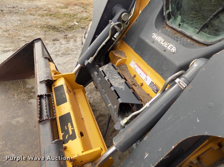 image for item DB9034 2010 John Deere 326D skid steer
