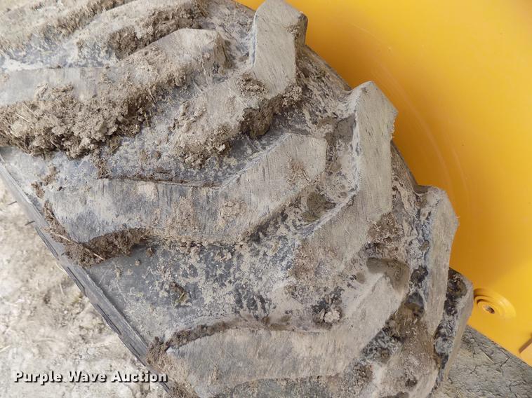 image for item DB9034 2010 John Deere 326D skid steer