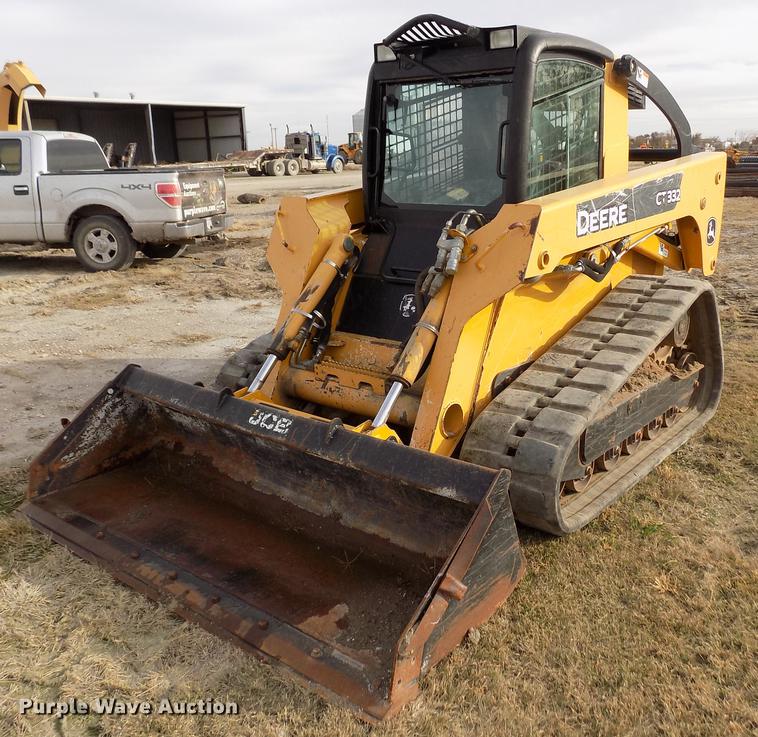 image for item DB9035 2009 John Deere CT332 skid steer