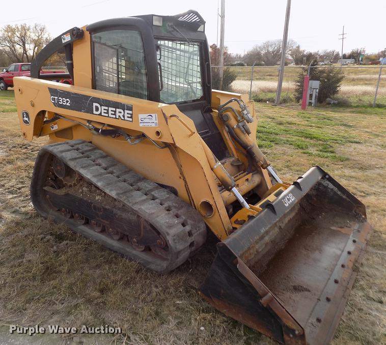 image for item DB9035 2009 John Deere CT332 skid steer