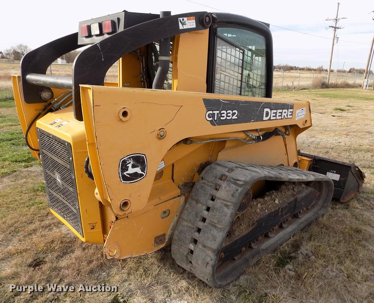 image for item DB9035 2009 John Deere CT332 skid steer