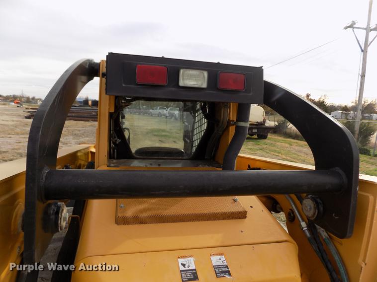 image for item DB9035 2009 John Deere CT332 skid steer