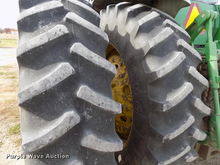 image for item DB9038 2002 John Deere 8320 MFWD tractor