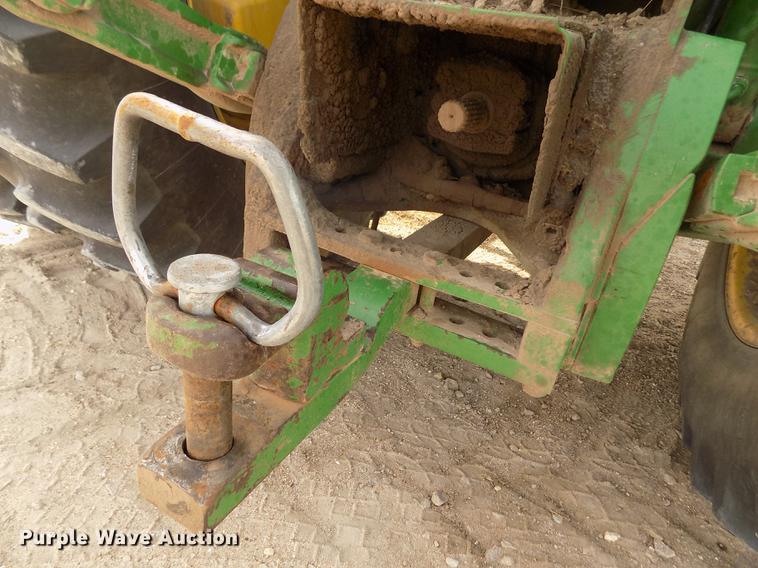 image for item DB9038 2002 John Deere 8320 MFWD tractor