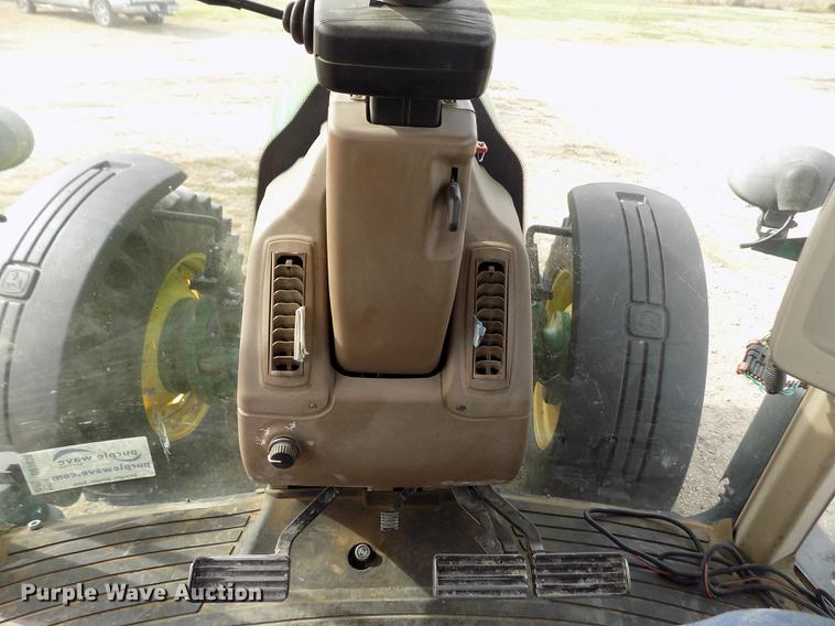 image for item DB9038 2002 John Deere 8320 MFWD tractor