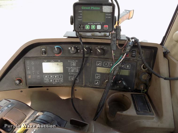 image for item DB9038 2002 John Deere 8320 MFWD tractor