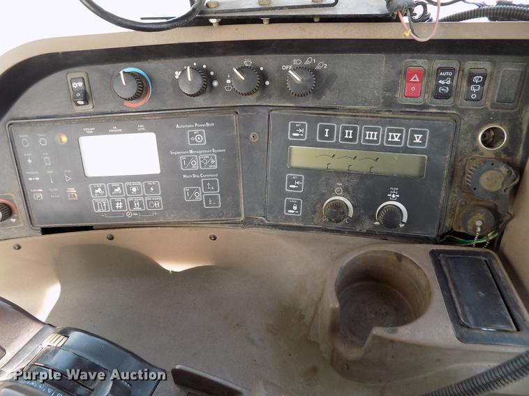 image for item DB9038 2002 John Deere 8320 MFWD tractor