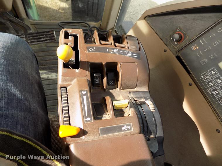 image for item DB9038 2002 John Deere 8320 MFWD tractor