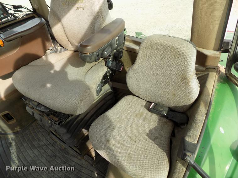 image for item DB9038 2002 John Deere 8320 MFWD tractor