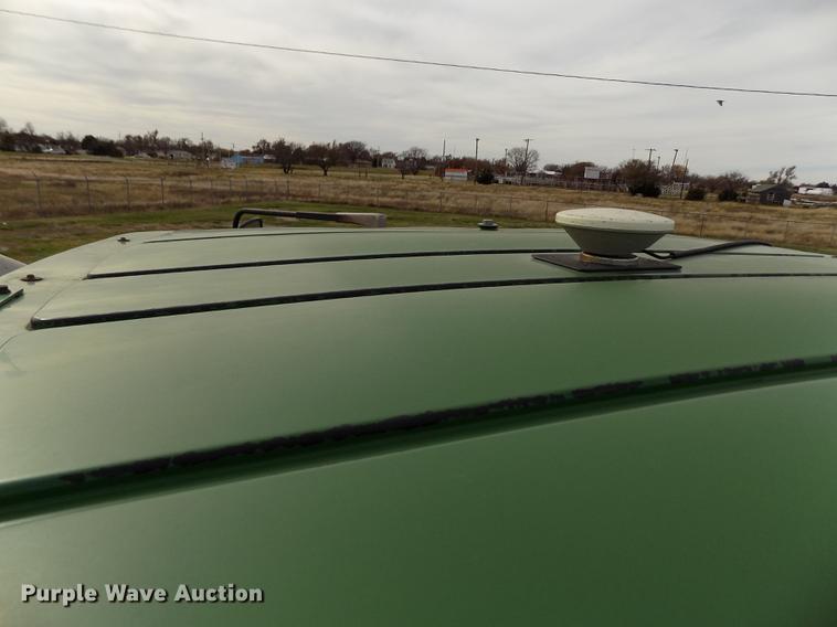 image for item DB9038 2002 John Deere 8320 MFWD tractor