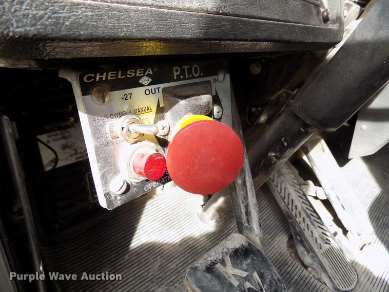 image for item DY9118 1998 Kenworth T800 semi truck