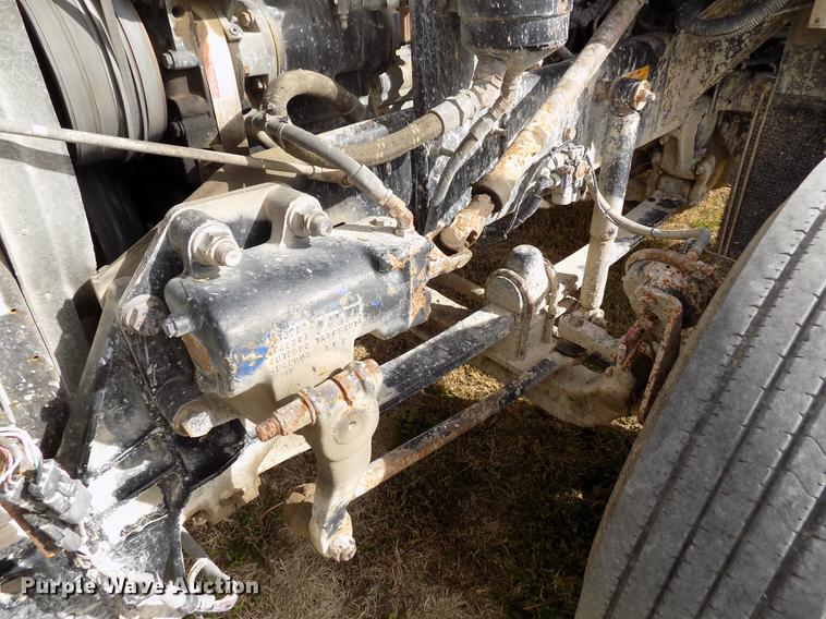 image for item DY9118 1998 Kenworth T800 semi truck