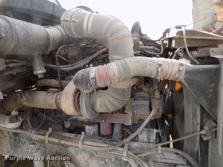 image for item DY9118 1998 Kenworth T800 semi truck