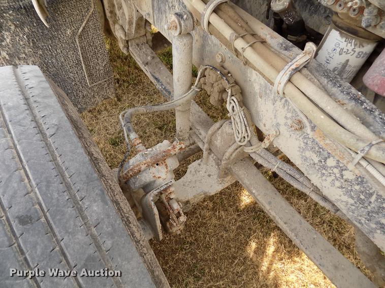 image for item DY9118 1998 Kenworth T800 semi truck