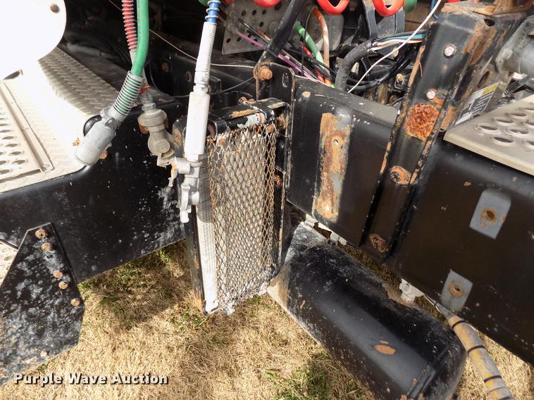 image for item DY9118 1998 Kenworth T800 semi truck