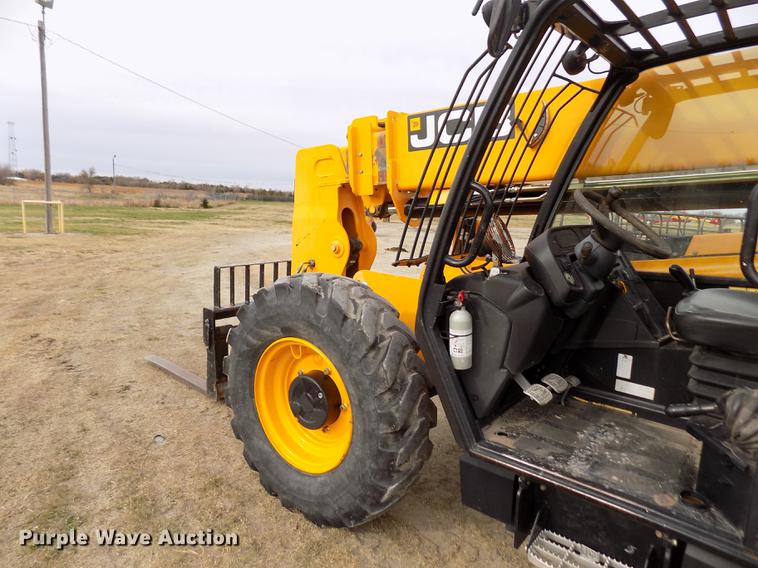 image for item DY9126 2012 JCB 506-36 telehandler
