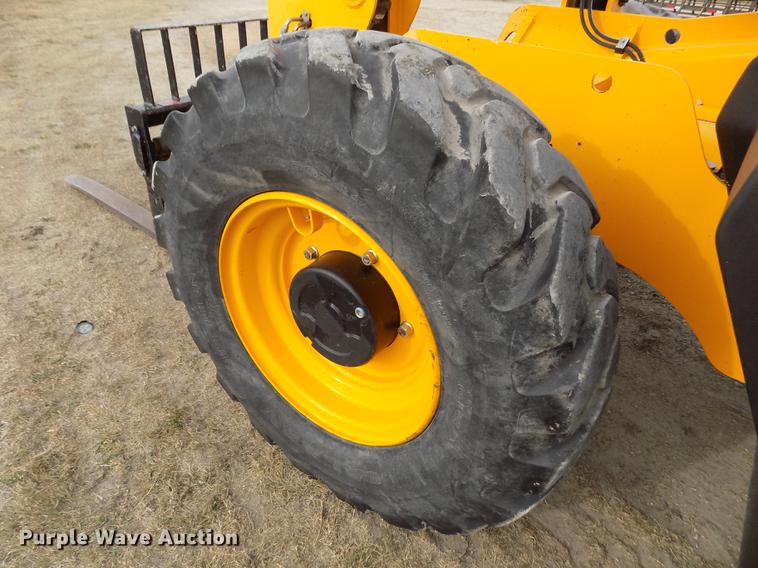 image for item DY9126 2012 JCB 506-36 telehandler