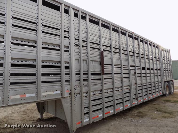 image for item DY9130 1974 Wilson Cattle Pot livestock trailer