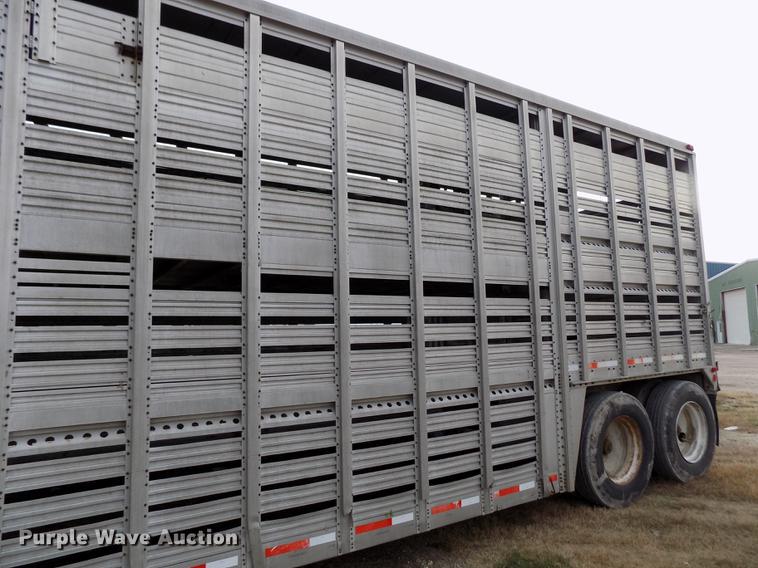 image for item DY9130 1974 Wilson Cattle Pot livestock trailer