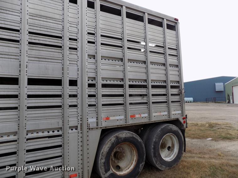 image for item DY9130 1974 Wilson Cattle Pot livestock trailer