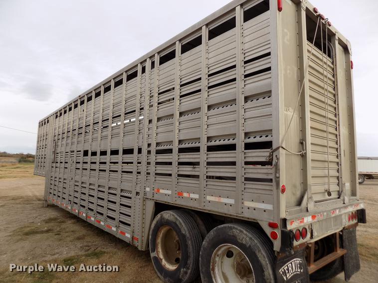 image for item DY9130 1974 Wilson Cattle Pot livestock trailer