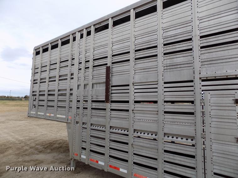 image for item DY9130 1974 Wilson Cattle Pot livestock trailer