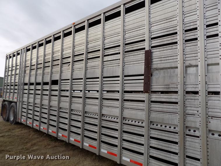 image for item DY9130 1974 Wilson Cattle Pot livestock trailer