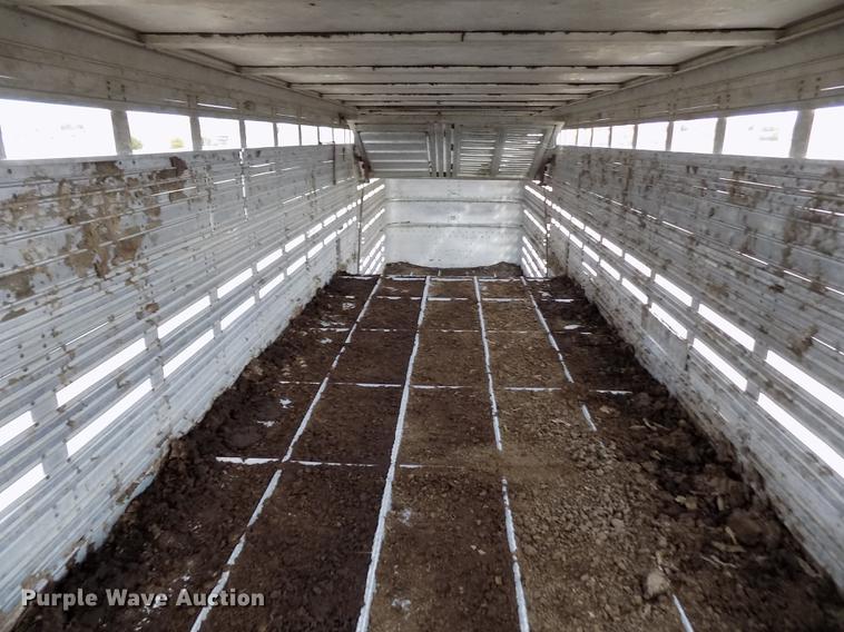 image for item DY9130 1974 Wilson Cattle Pot livestock trailer