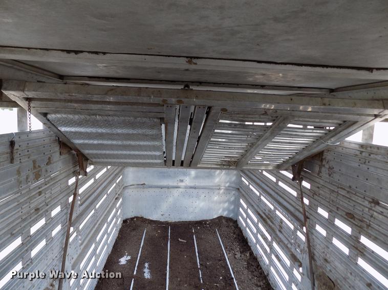 image for item DY9130 1974 Wilson Cattle Pot livestock trailer