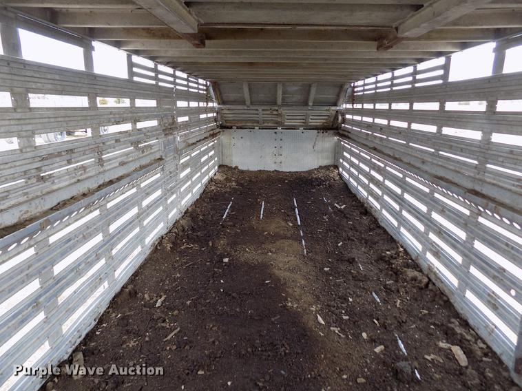 image for item DY9130 1974 Wilson Cattle Pot livestock trailer