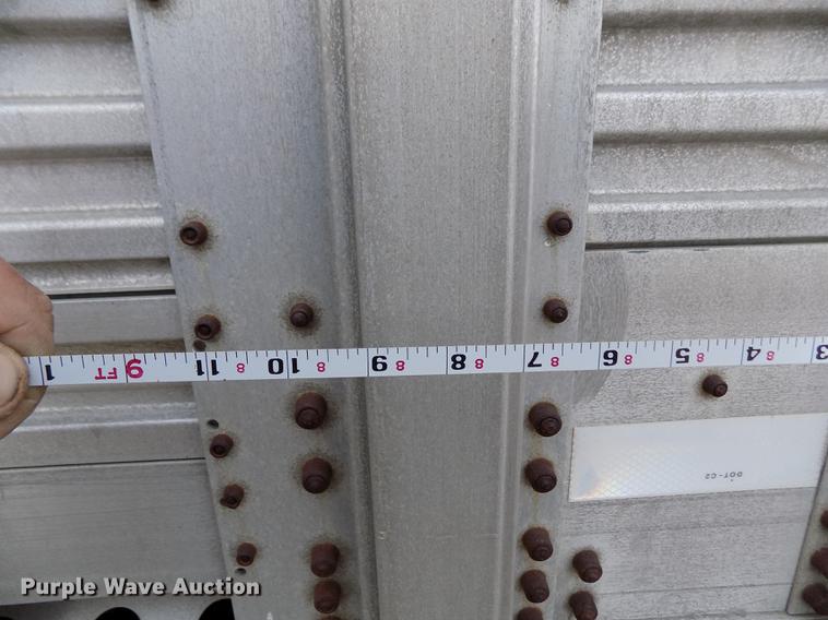 image for item DY9130 1974 Wilson Cattle Pot livestock trailer